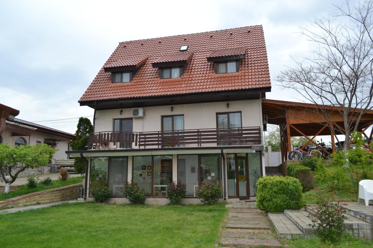Villa Siret Sendreni Buitenkant foto